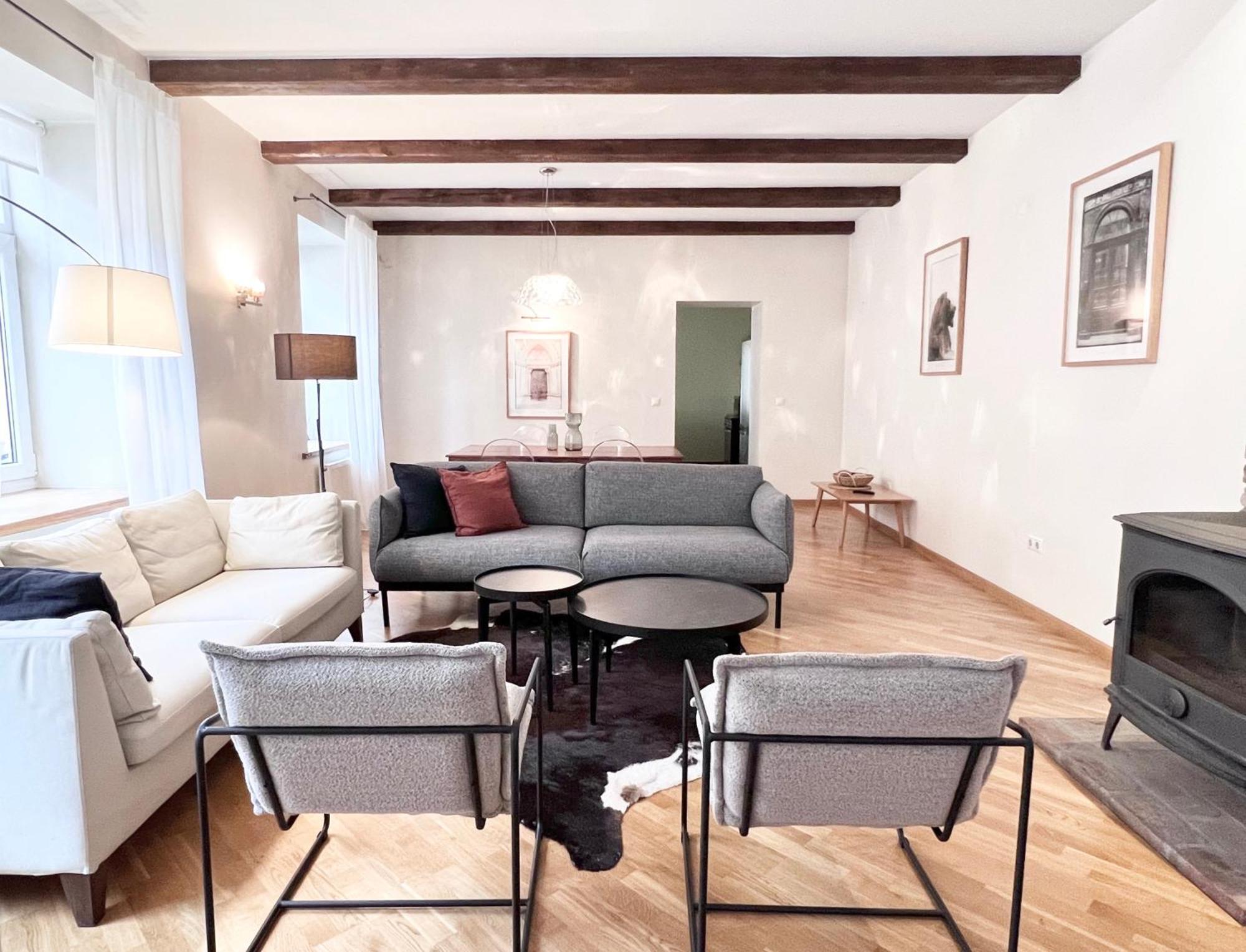 & - Old Town Apartamento *